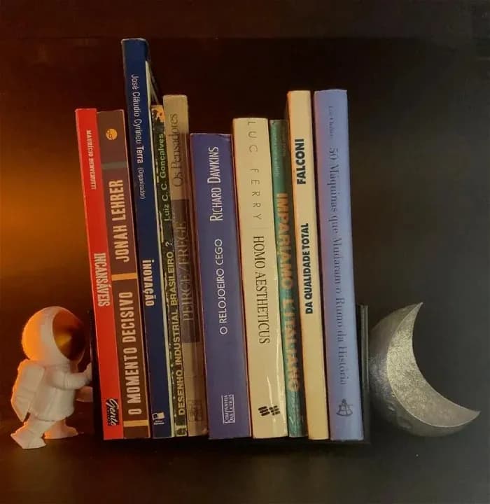 STL - Soporte de Libro Astronauta y Luna render 1