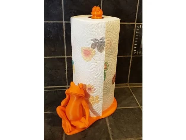 STL - Soporte de papel de cocina con rana render 1