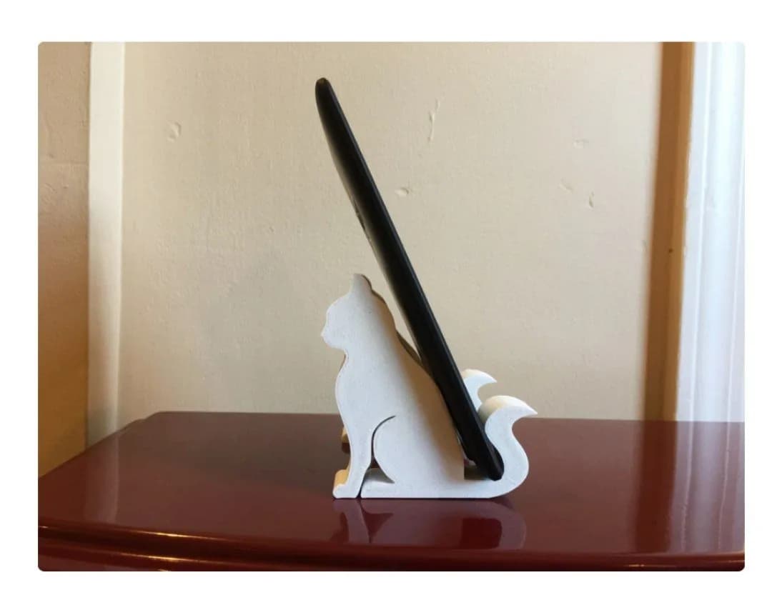 STL - Soporte para tablet con diseño de perro render 2